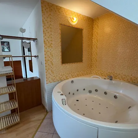 Gostinjska kuća Gostilna In Pizzeria Kovac Litija