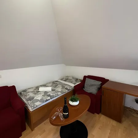 Gostilna In Pizzeria Kovac בית הארחה Litija